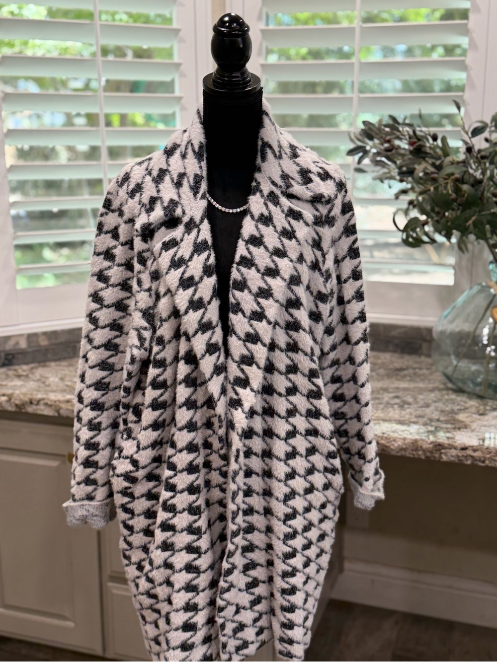 Liverpool Black & White Houndstooth Open Cardigan